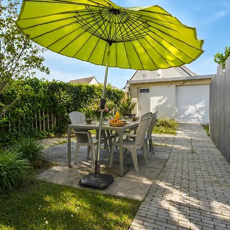 250m De La Mer, Maison Familiale Avec Jardin Hébergement de vacances